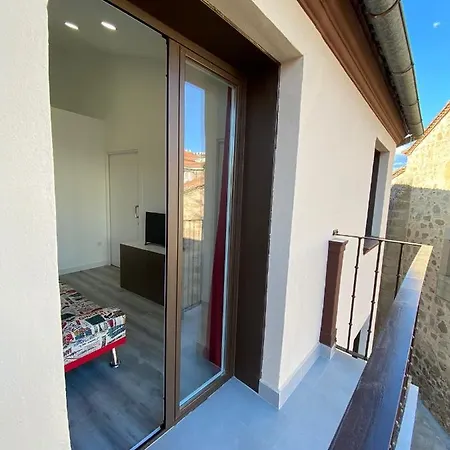 Apartamentos San Martin Plasencia Exterior photo
