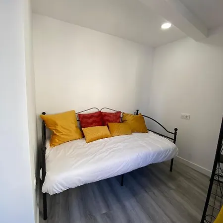 Apartamentos San Martin Plasencia Exterior photo